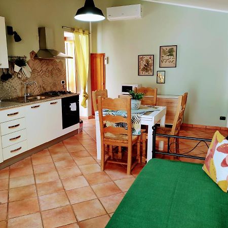 Domunua Holiday House 切法卢 外观 照片