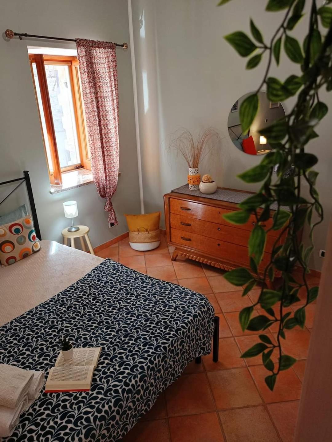 Domunua Holiday House 切法卢 外观 照片