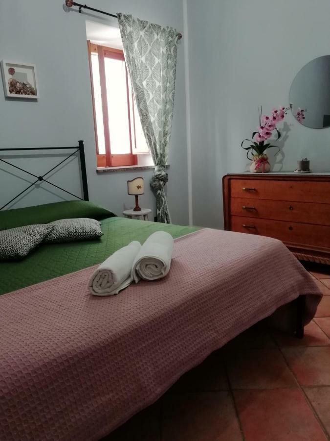 Domunua Holiday House 切法卢 外观 照片